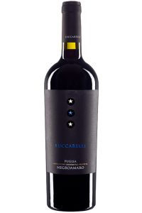 Fles Luccarelli Negroamaro Puglia IGP 2025, volle Italiaanse rode wijn uit Puglia met 14,5% alcohol, zwarte bes, braam en kruidige tonen.